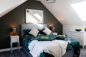 Emerald Lodge
